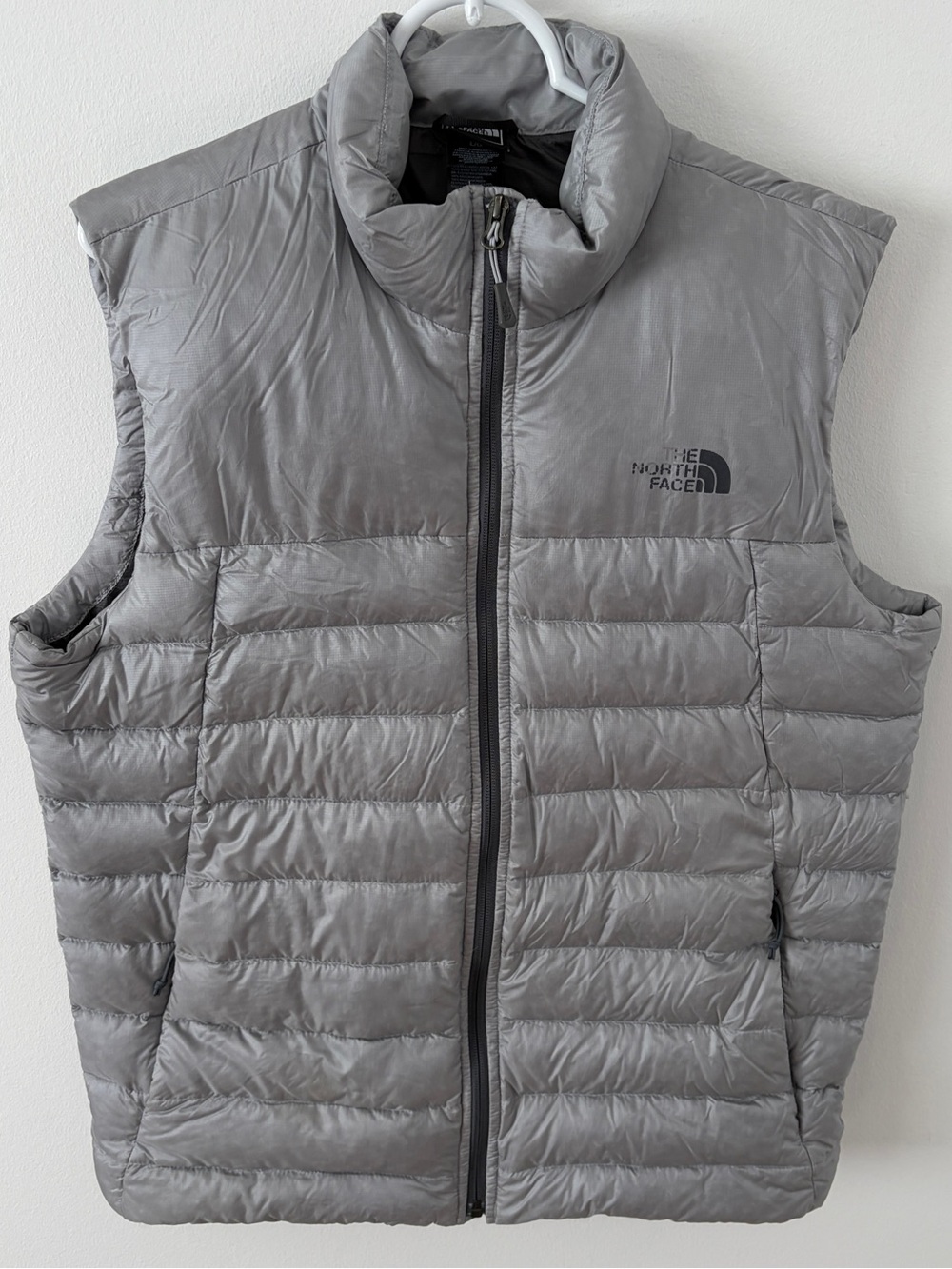 The North Face Men’s L Gray Goose Down Puffer Vest Full Zip Lightweight*34
